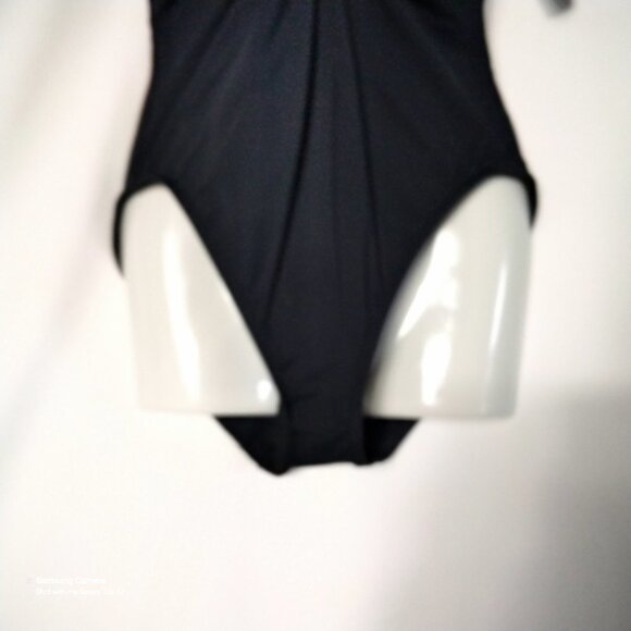 Anne Cole Signature 1 Pc. Black W/Silver O-Ring Front Maillot Swimsuit NWT Med - Picture 2 of 7